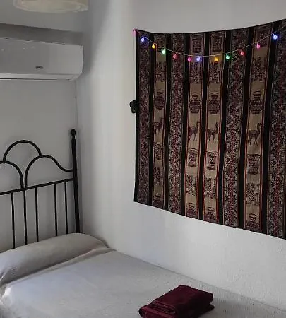 Privada En Cordoba. Muy Buena Ubicacion Homestay *